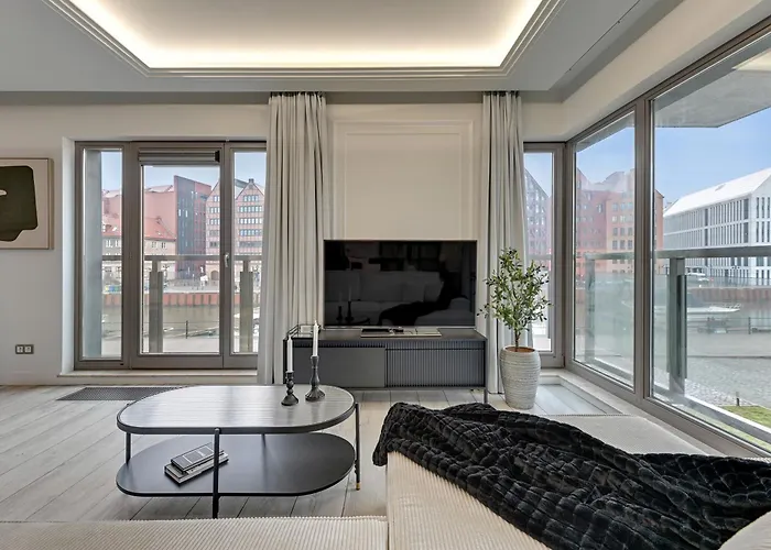 Waterlane River View Premium Spa, Pool & Gym By Downtown