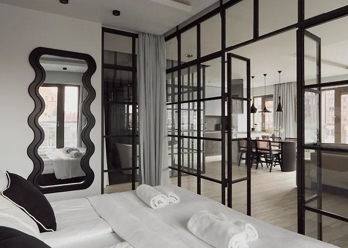 Waterlane River View Premium Spa, Pool & Gym By Downtown Гданьск