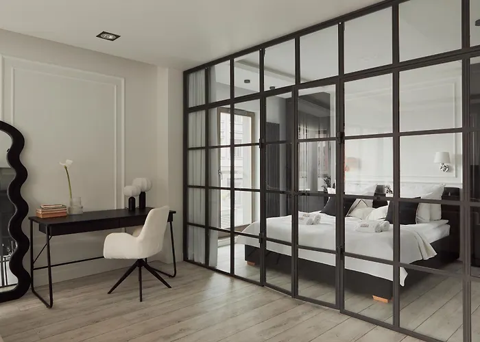 Waterlane River View Premium Spa, Pool & Gym By Downtown Апартаменты