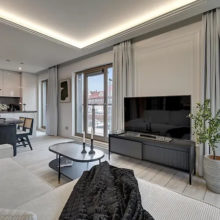 Waterlane River View Premium Spa, Pool & Gym By Downtown Apartment Danzig
