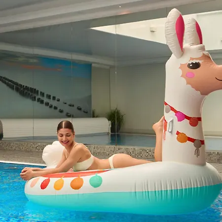 Waterlane River View Premium Spa, Pool & Gym By Downtown Apartman Gdańsk